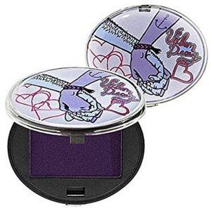 Urban Decay Deluxe Eyeshadows: Ruthless, Freakshow